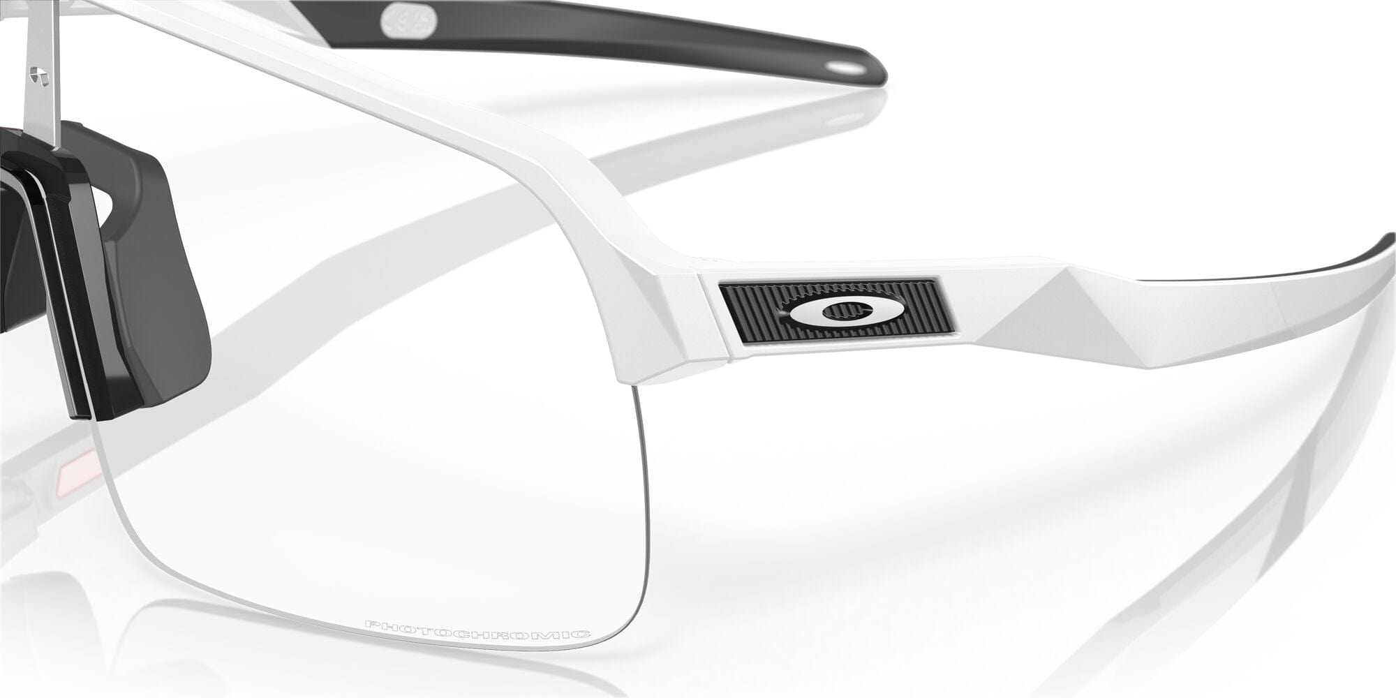 Sutro Lite 946346 matte white/photochromic lens