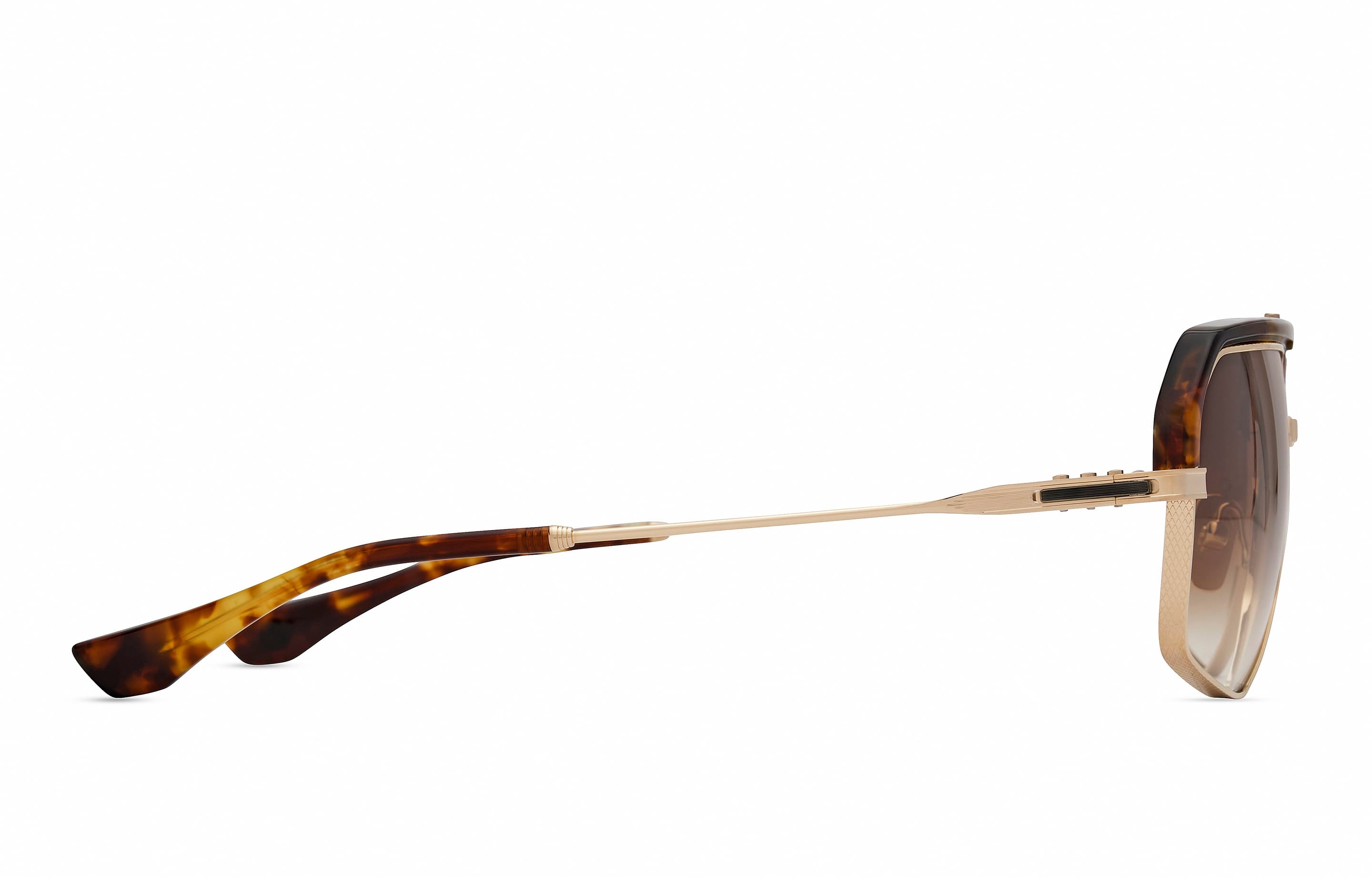 DTS477-A-02 Flight 010 haze tortoise antique gold/brown gradient lens