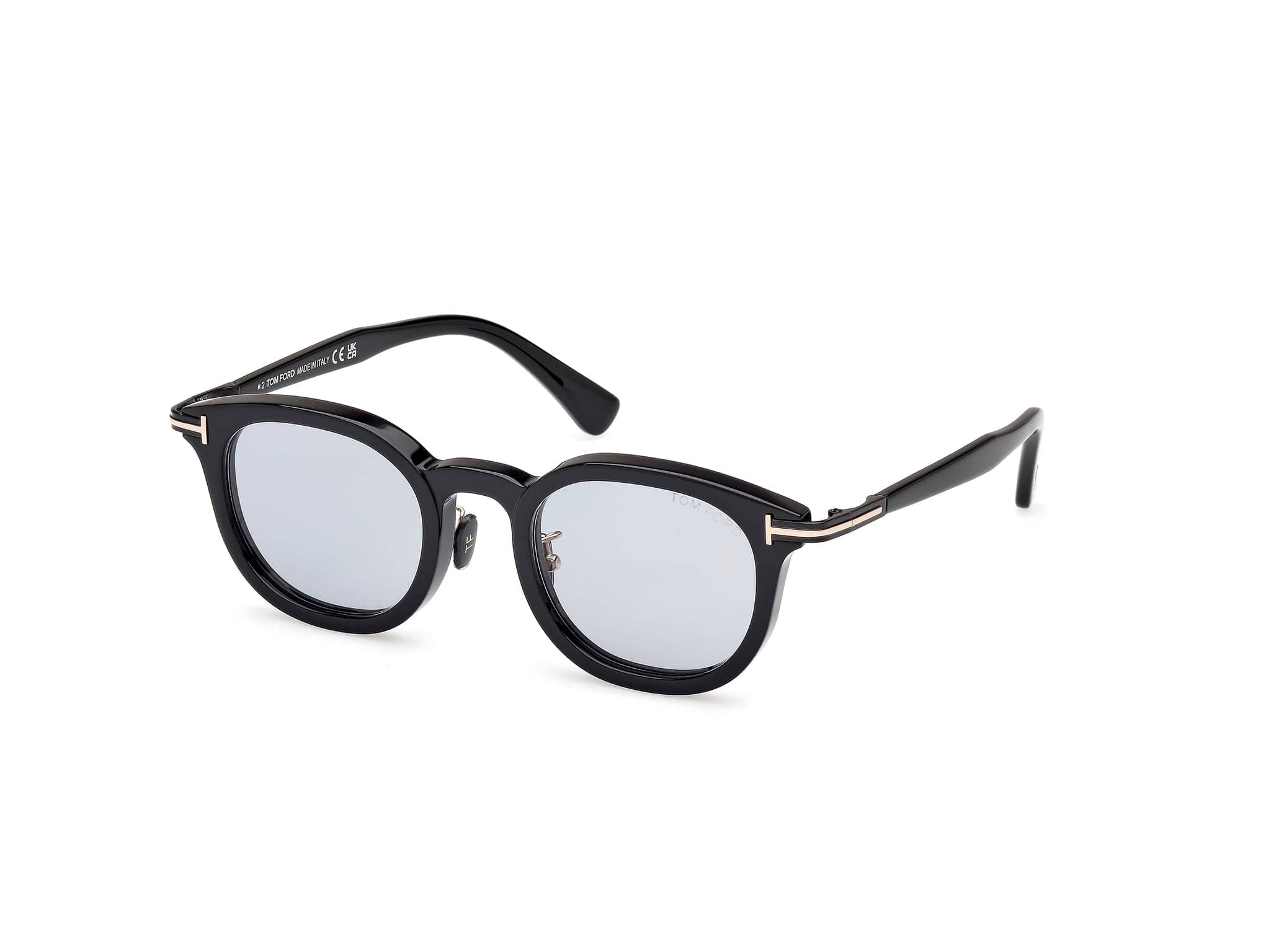 TF1151-D 01A shiny black/light smoke lens