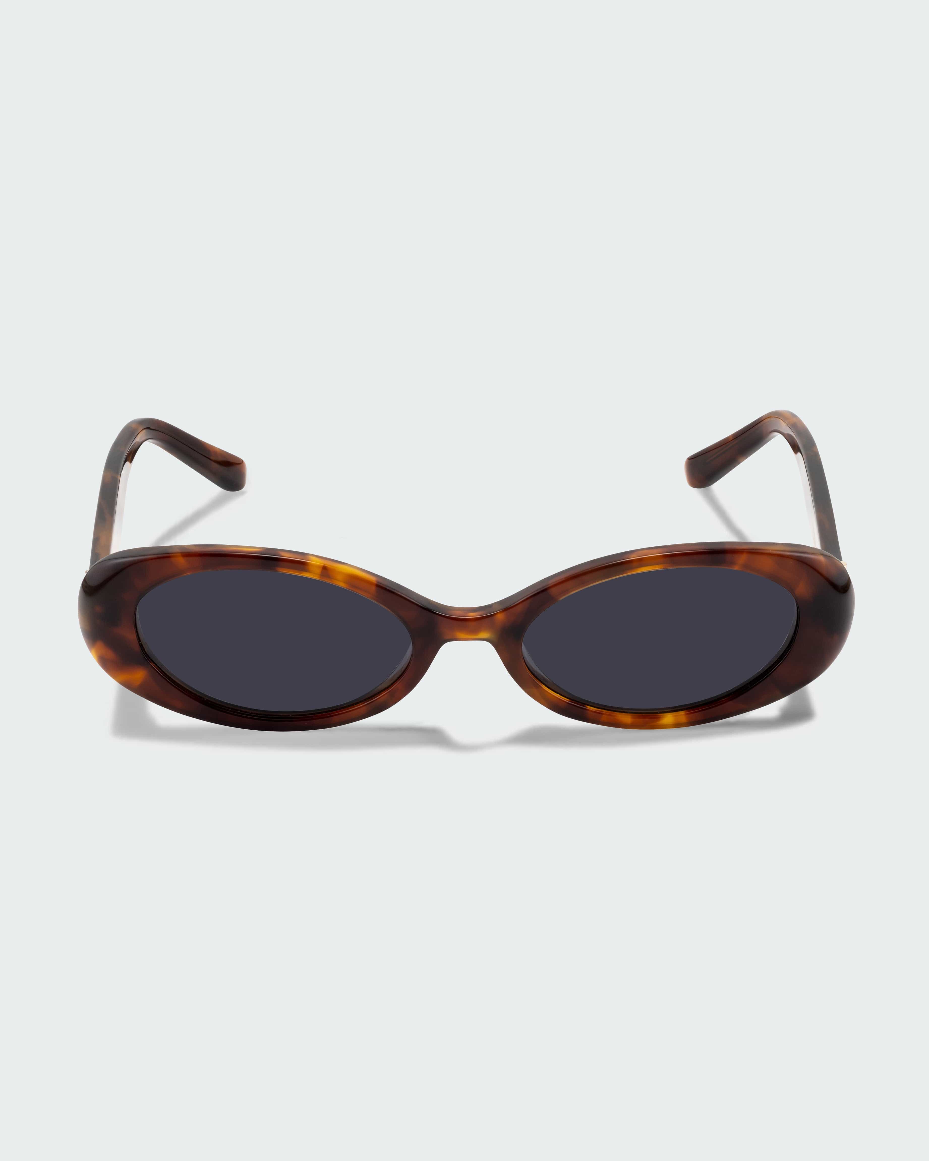 The Morgan 2311003 tortoise/smoke mono polarised lens