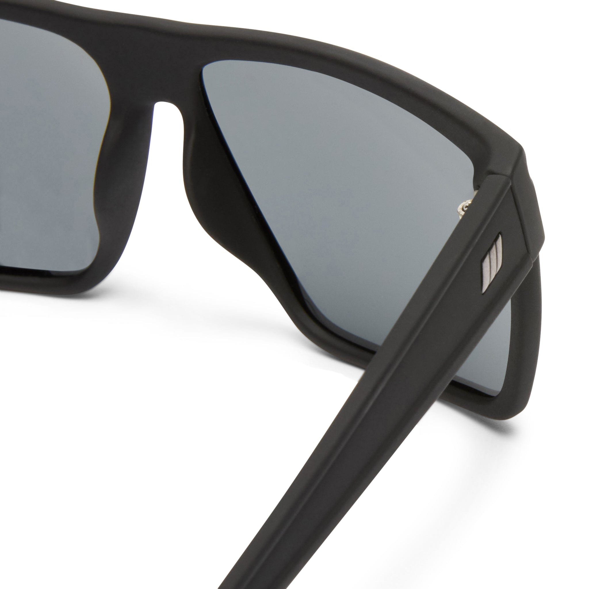 Dirty Magic 1502123 black rubber/polarised smoke mirror lens