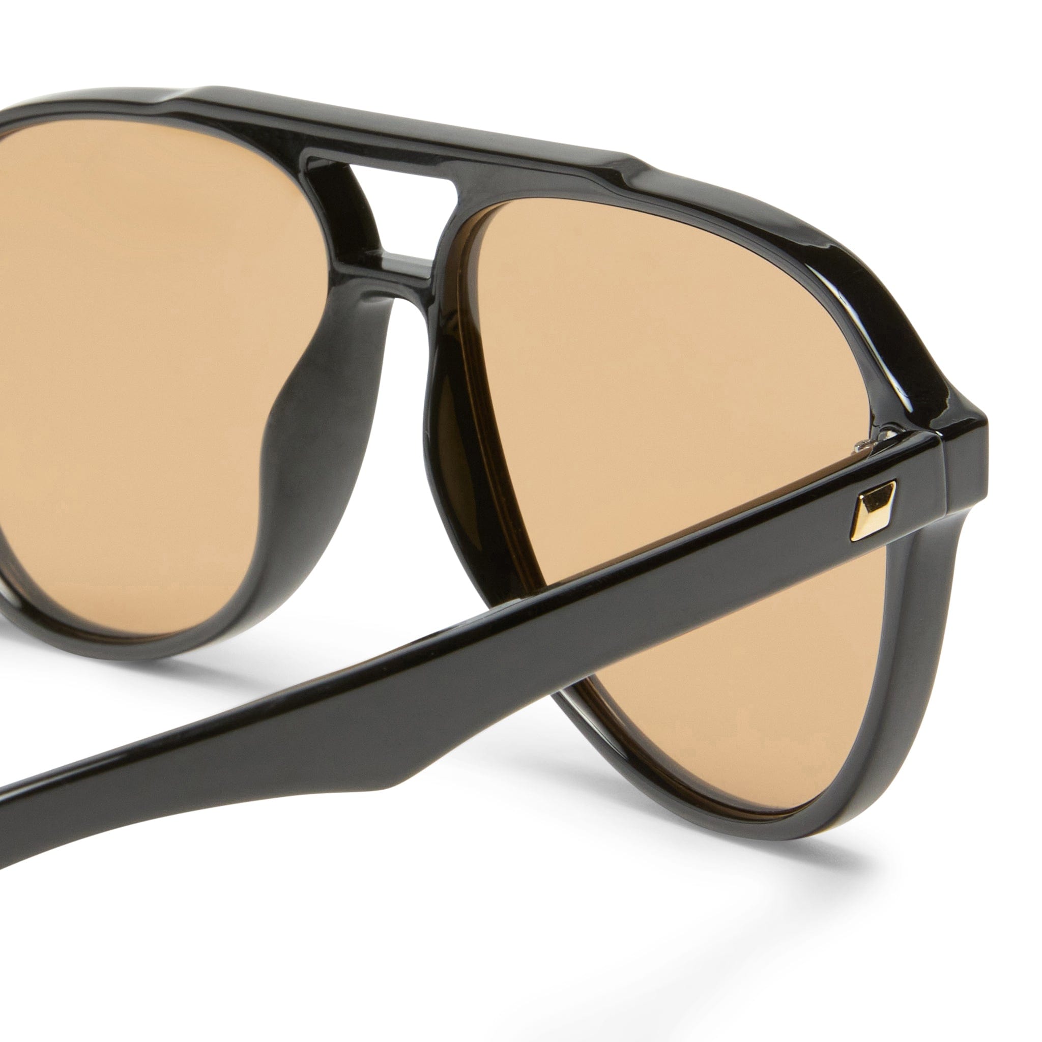 Tragic Magic 2202448 black/tan tint lens