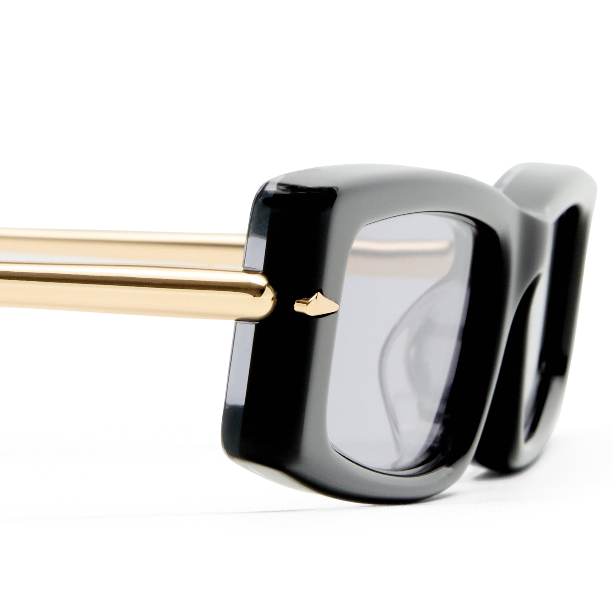 Numero diez 2623801 obsidian black/smoke tint lens
