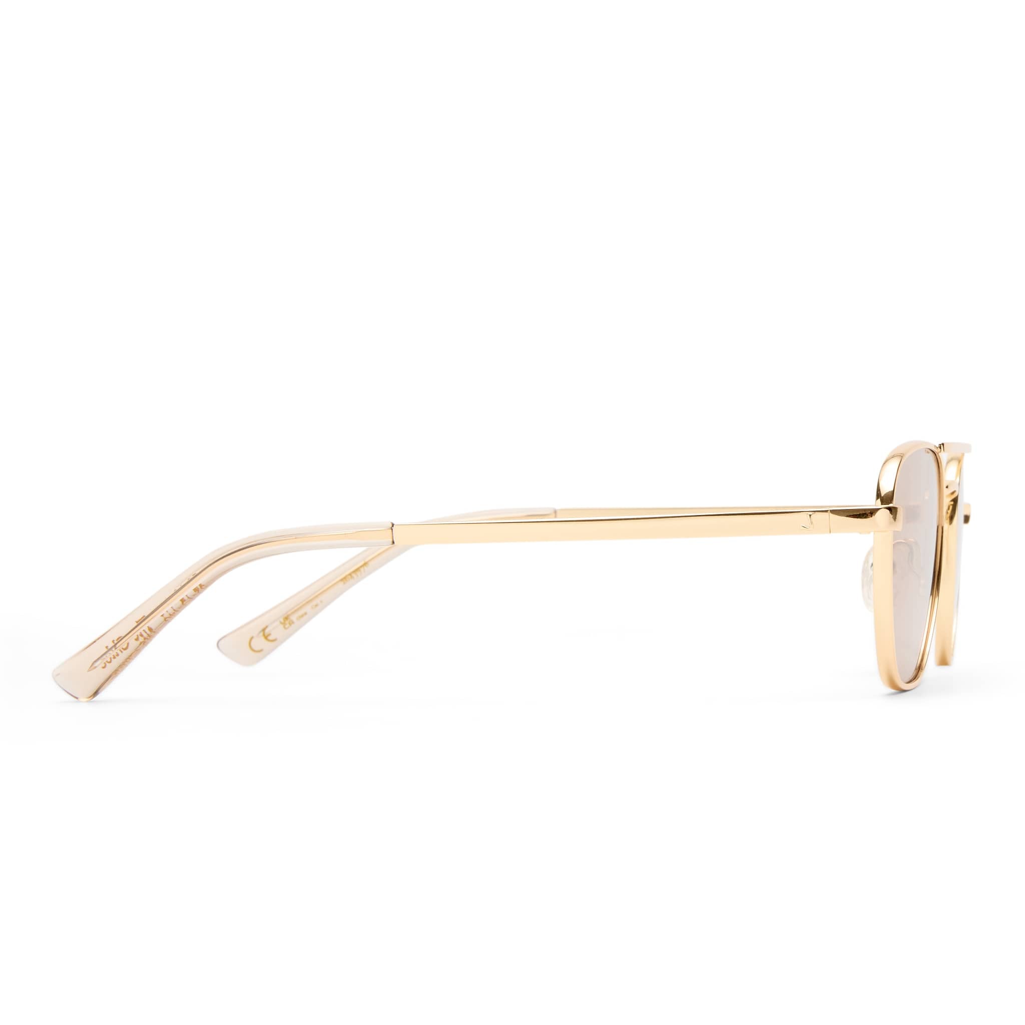 The Chloe 2643976 light gold/light tan lens