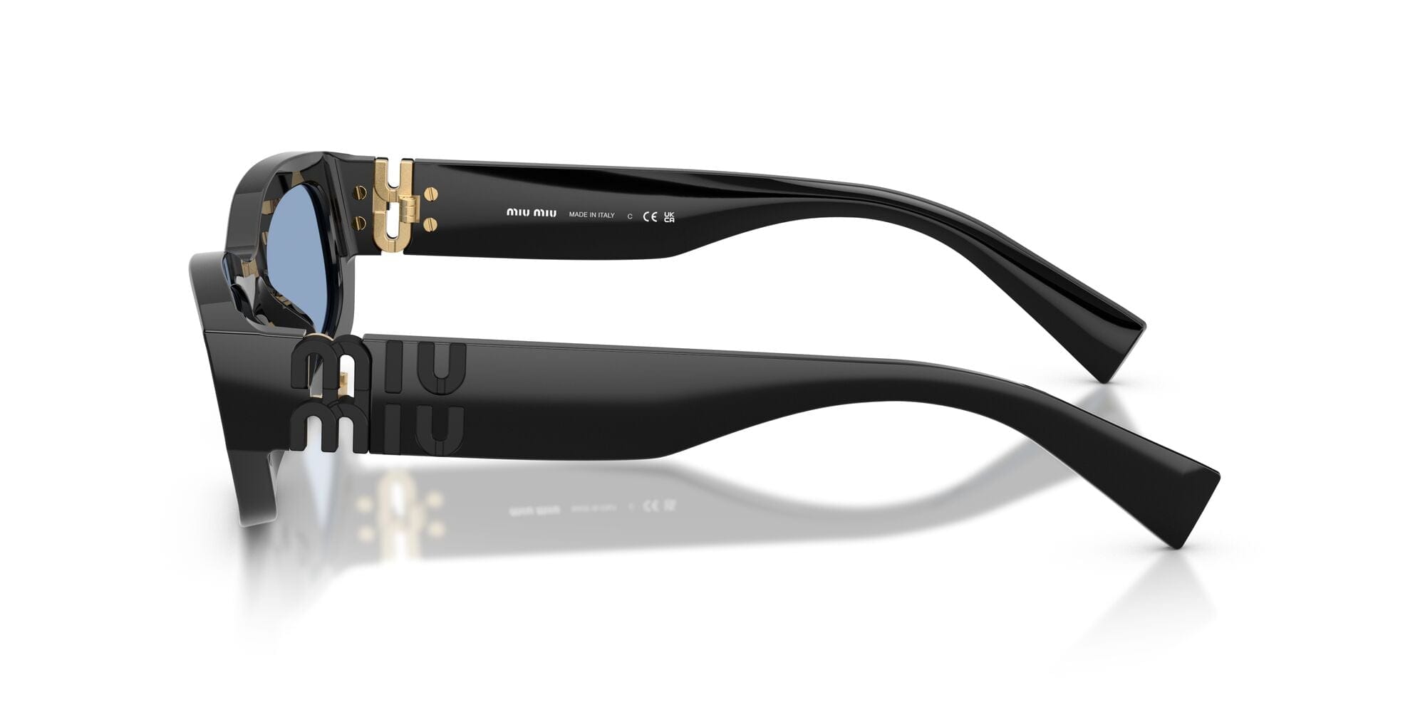 SMUB04S 16K30U black/light blue lens