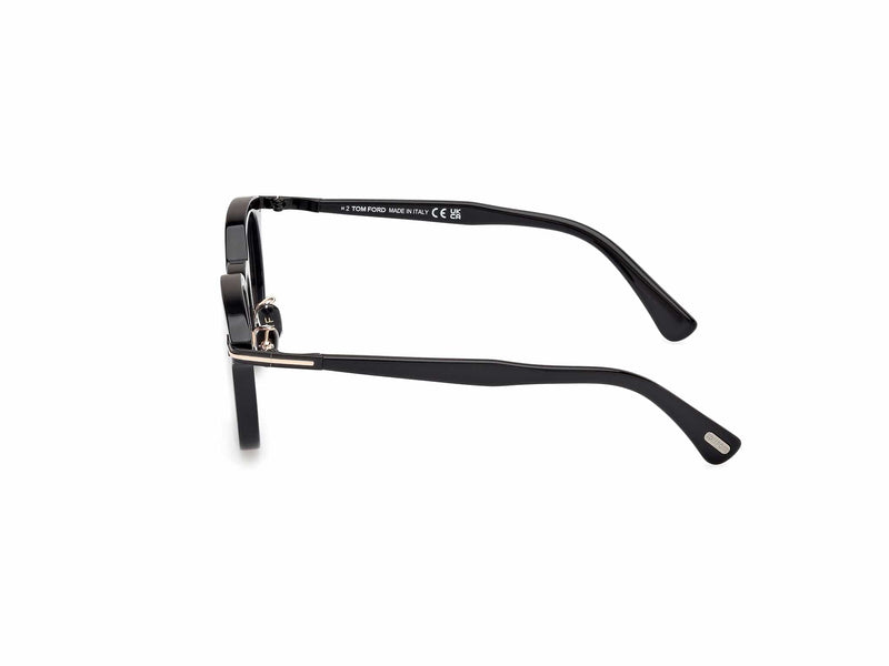 TF1151-D 01A shiny black/light smoke lens