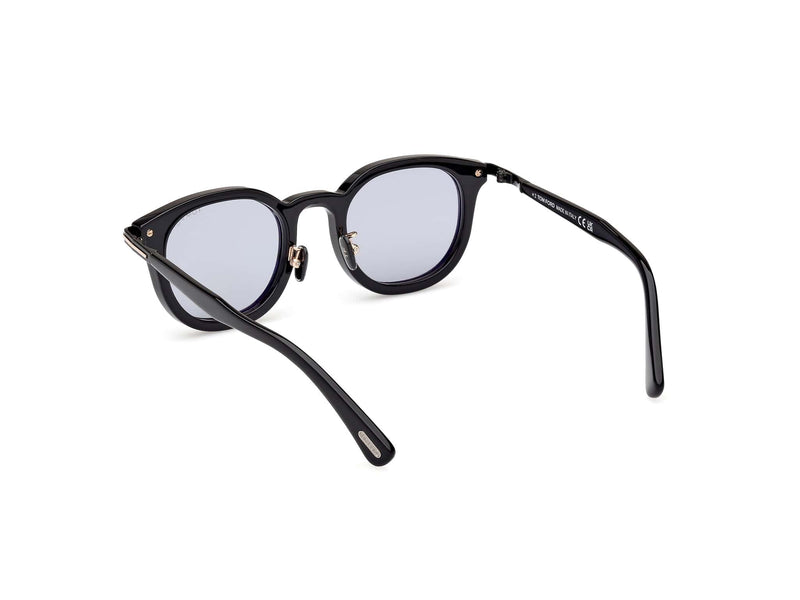 TF1151-D 01A shiny black/light smoke lens