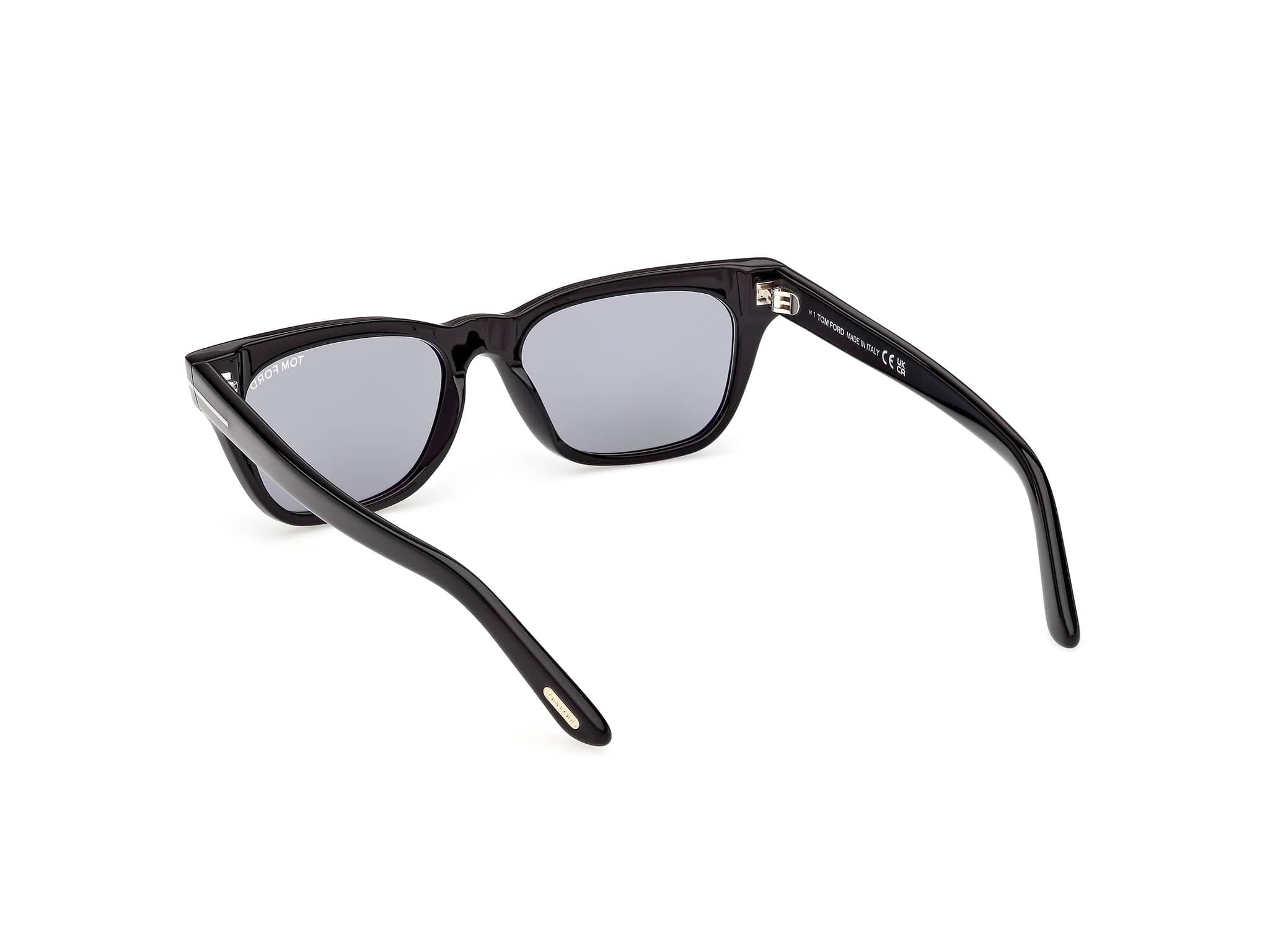 TF1362 05A  Penn black/smoke lens