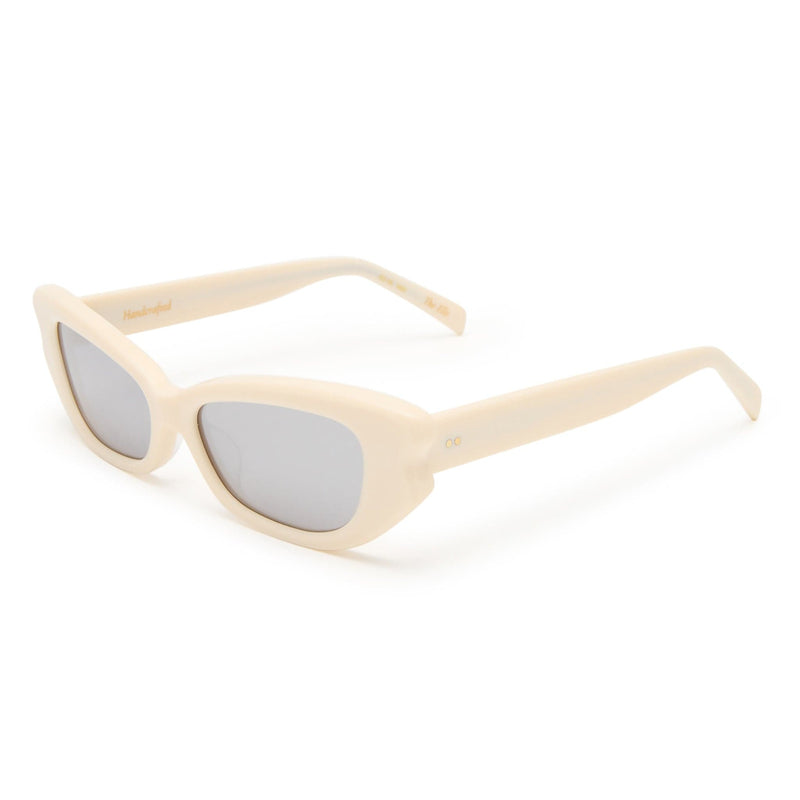 The Elle 2431836 bone/silver mirror lens
