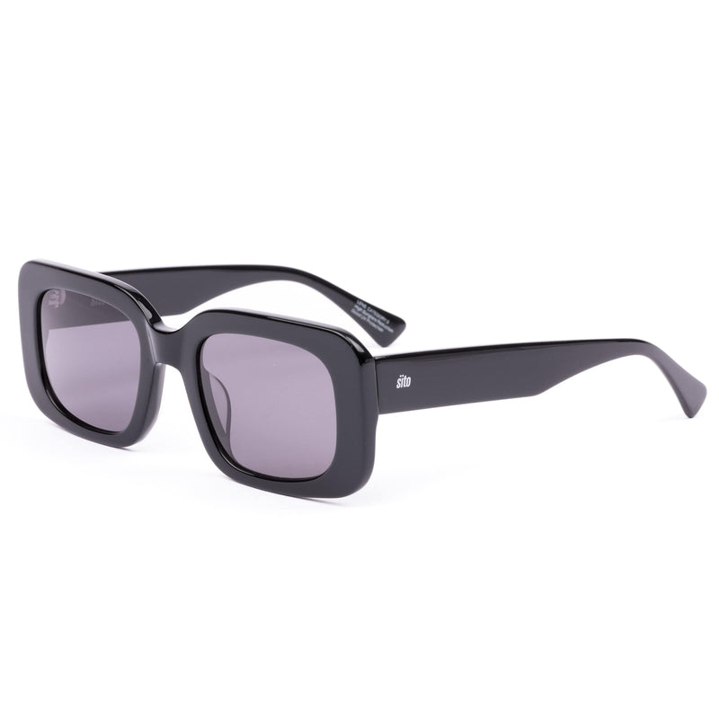 Indi black/smokey grey lens