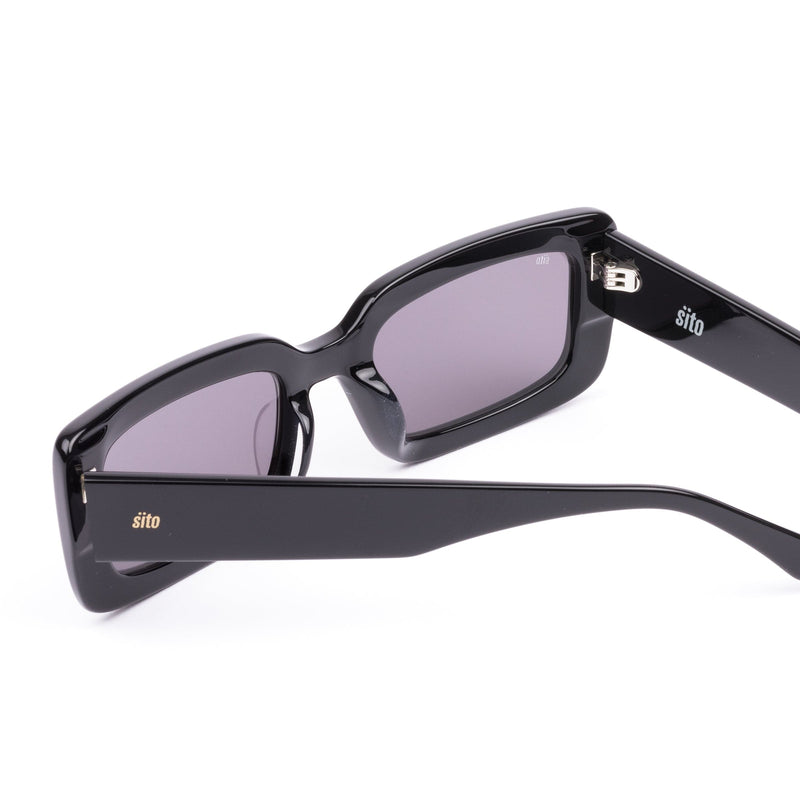 Odessa black/smokey grey lens
