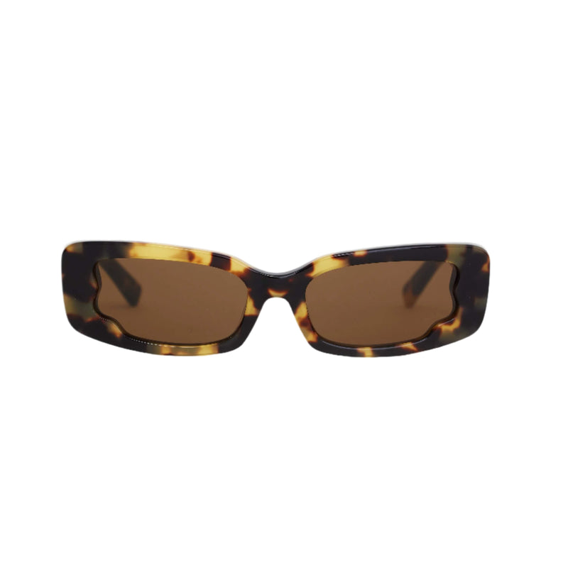 Refraction tort frame