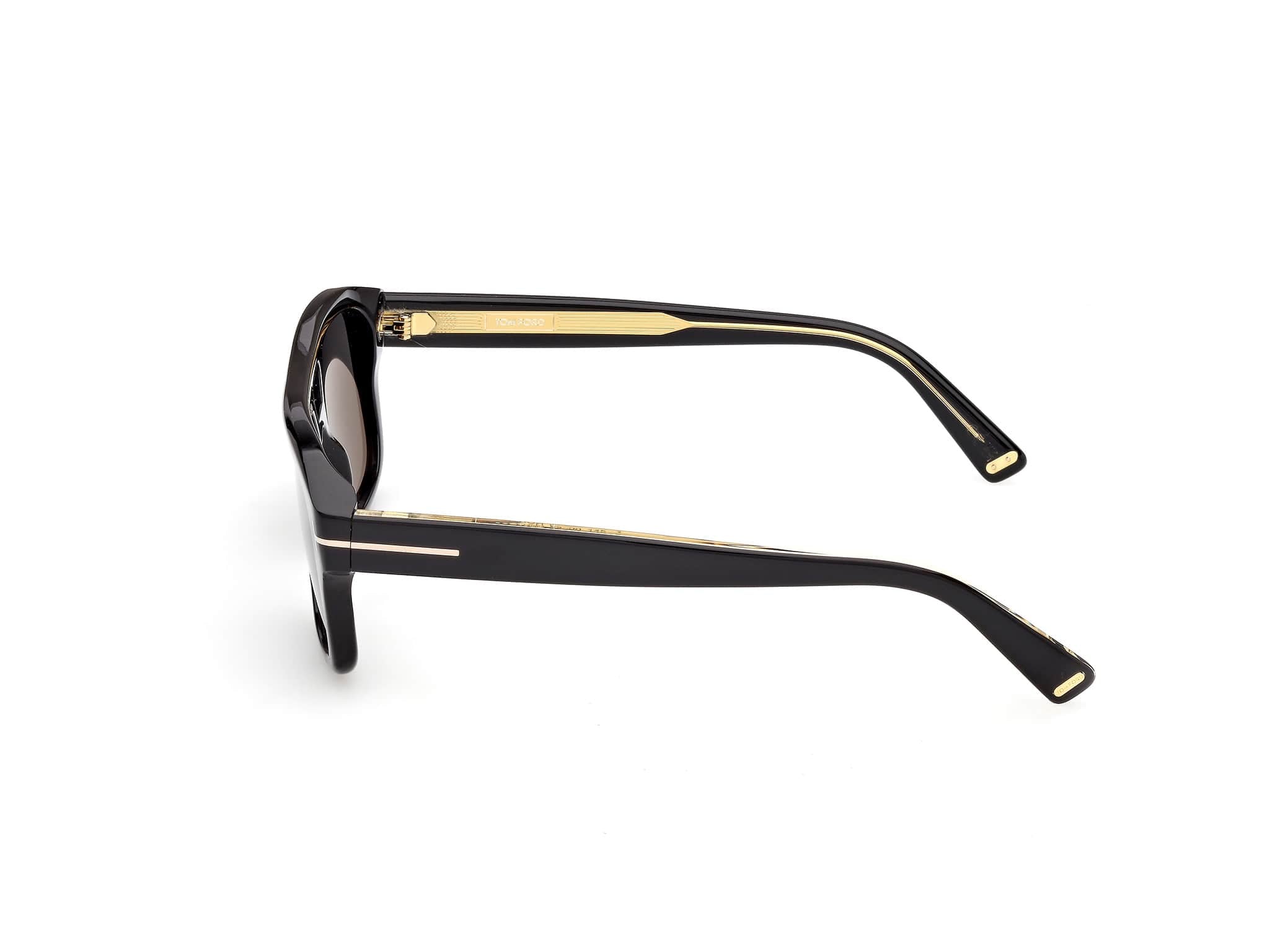 TI0022/S 01A Icon shiny black/smoke lens