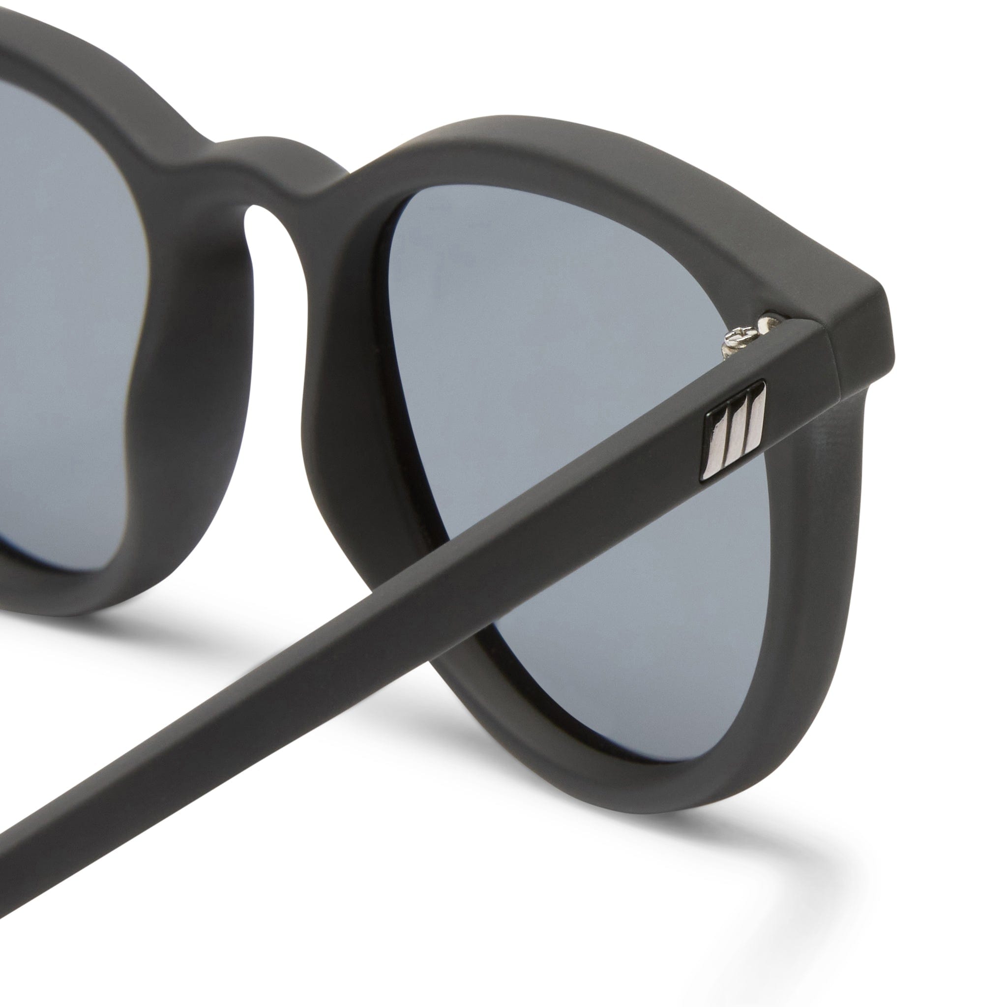 Fire Starter 1902042  black rubber/smoke mono polarised lens