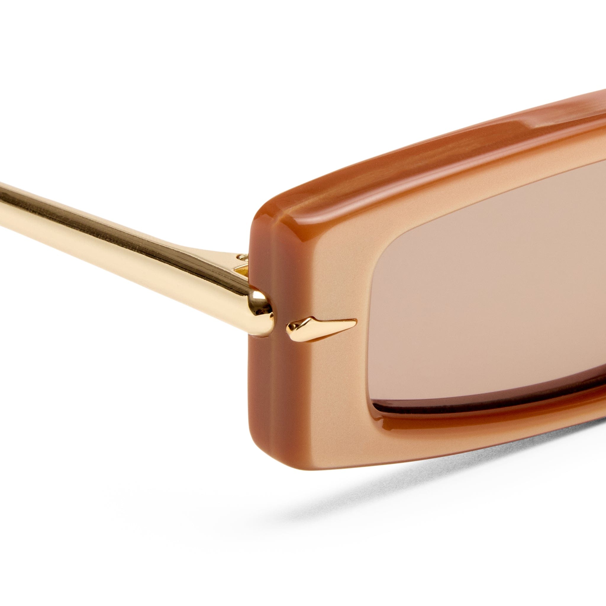 Numero Diez 2623802 champagne velvet/oak tint lens