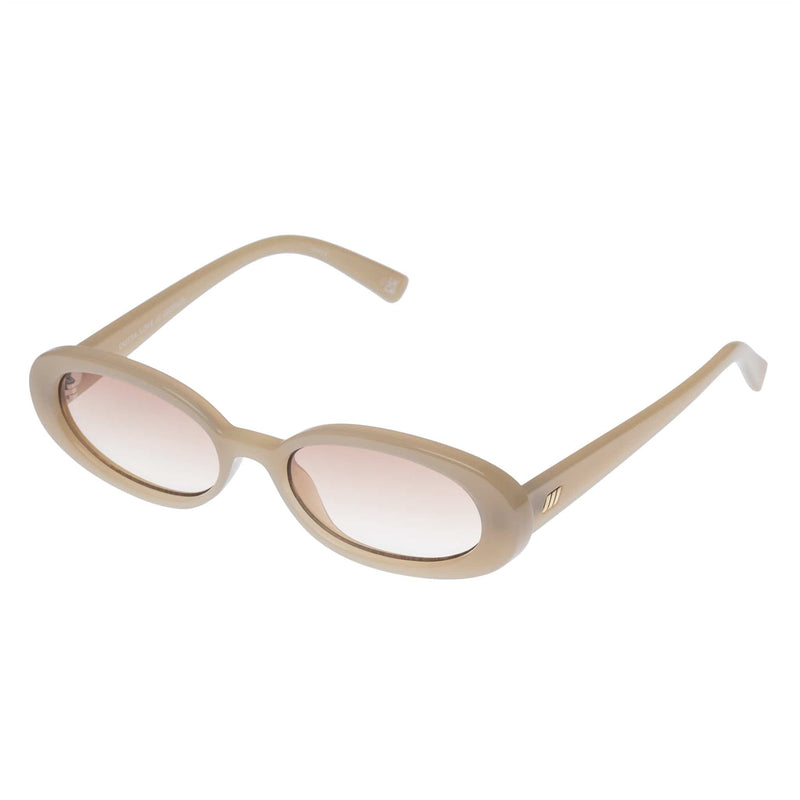 OUTTA LOVE 2202525 LATTE/LIGHT BROWN GRADUATED LENS